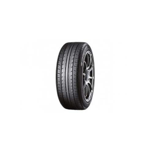 Foto pneumatico: YOKOHAMA, BLUEARTH-ES ES32 215/55 R16 93H Estive